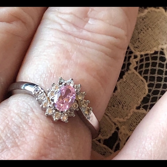 SOLD OUT Dainty 925 sterling pink ‘topaz’ ring - Picture 3 of 10